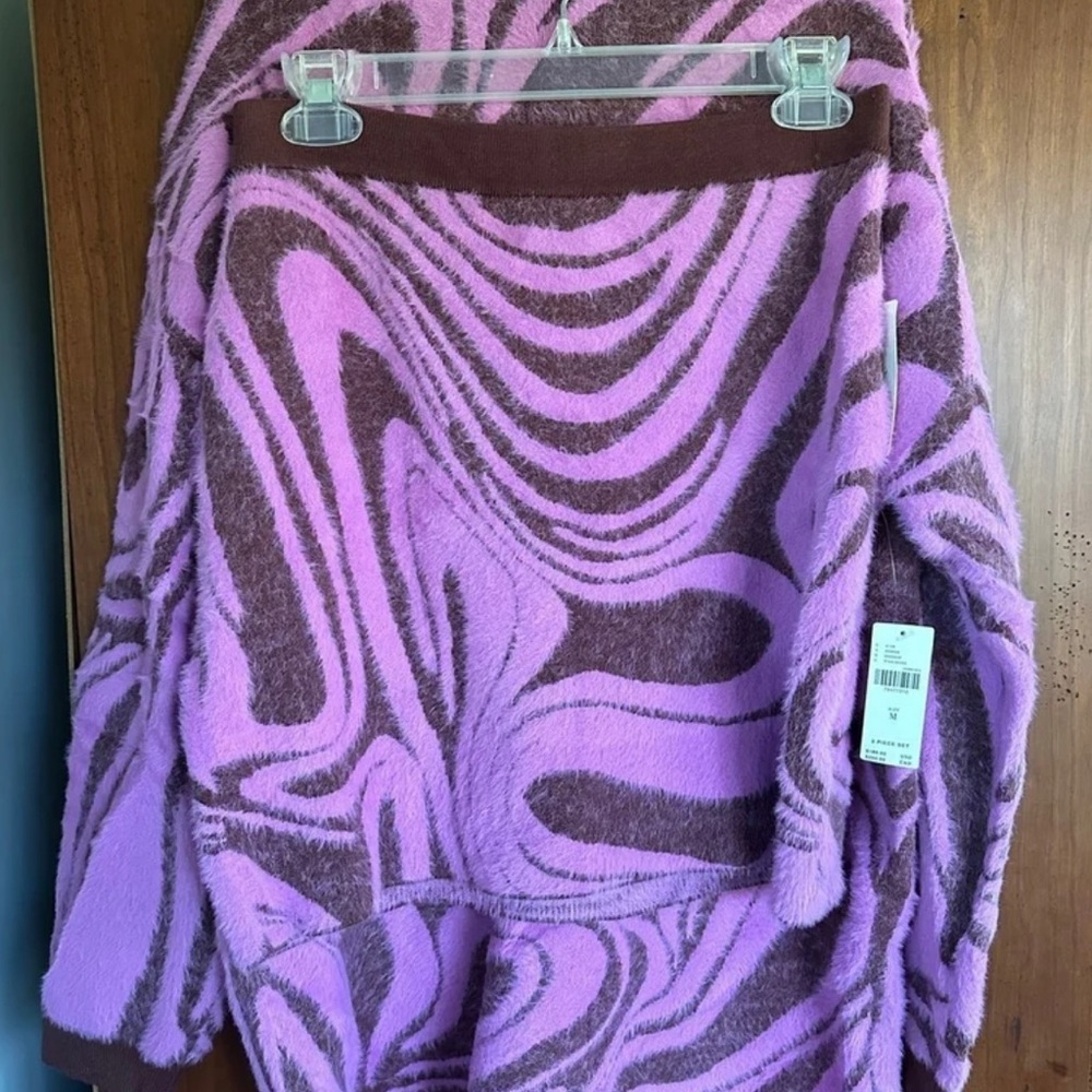 Anthropologie 2-piece Sweater & Mini Skirt Set. NWT. Medium. Sooo soft! - Picture 7 of 9